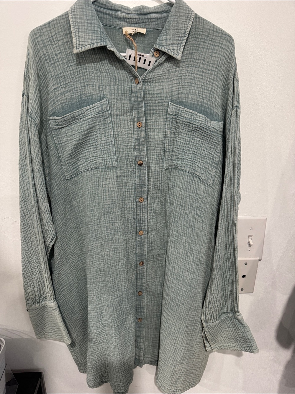 easel Lightweight Sage Green Button-Down Shirt